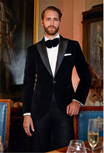 Load image into Gallery viewer, 2019 New Elegant Red/Royal Blue/Black Velvet Groom Tuxedo Jacket Black Lapel Mens Blazer Slim Fit Suit Men Wedding Suits Sets